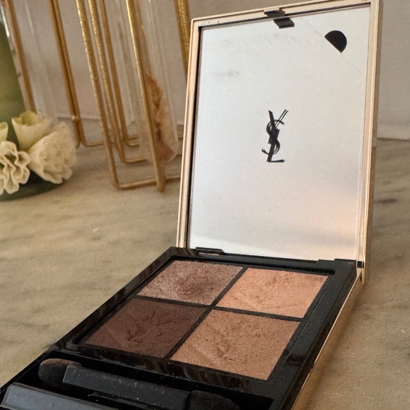 Yves Saint Laurent  Couture Mini Clutch Eyeshadow Palette - 100 Stora Dolls - Picture 2 of 6